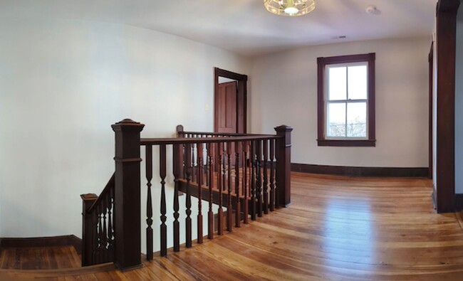 Building Photo - Beautifully Restored Home in Clarke County