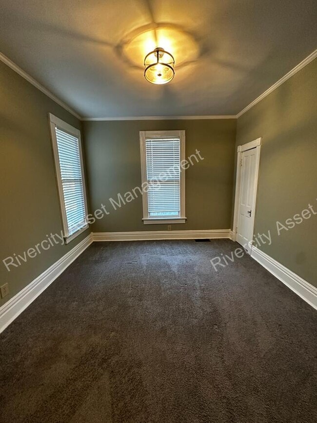 Building Photo - Located In Our Historical District!! A Must See!!!