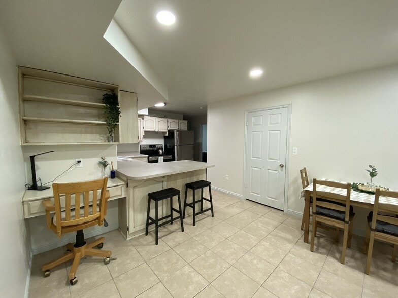 Kitchen - 2243 E 10300 S