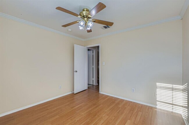 Building Photo - 1105 American Robin Path