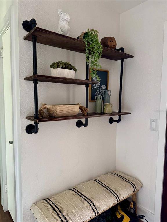 Building Photo - 3012 Grand View Ave