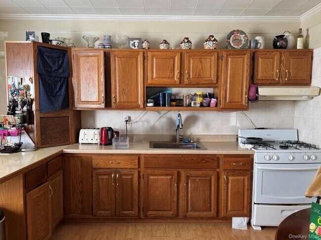 Building Photo - 97 Deblock Rd