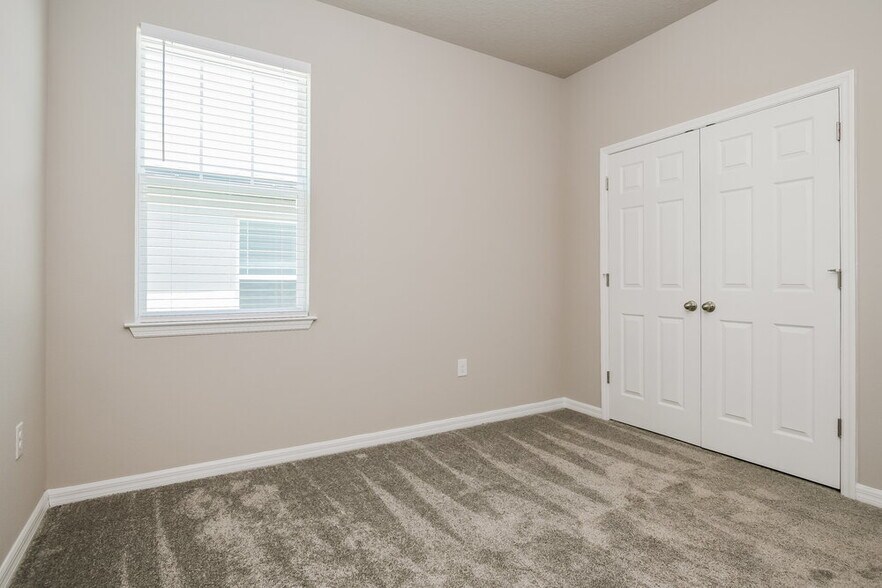 Building Photo - 2331 Raven Rdg Dr