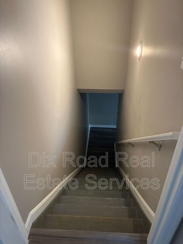 Building Photo - 2131 Pumpkin Ridge Ct