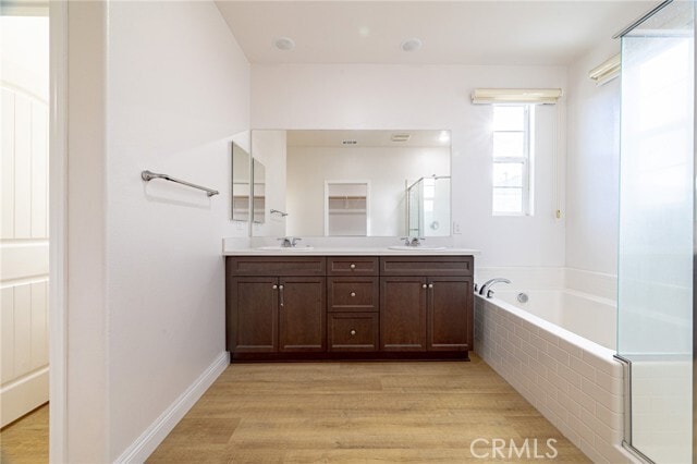 Building Photo - 3152 E Olympic Dr