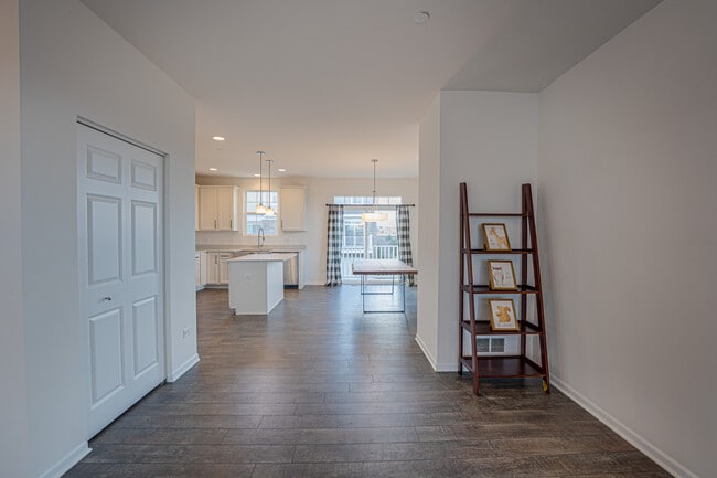 Building Photo - 4449 Monroe Ct