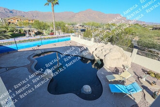 Building Photo - 10402 E Nice Ct