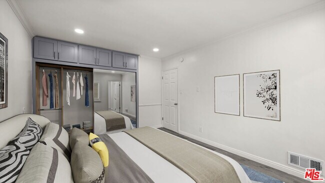Building Photo - 6311 S La Tijera Blvd