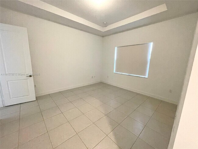 Building Photo - 4506 SW 174th Ave