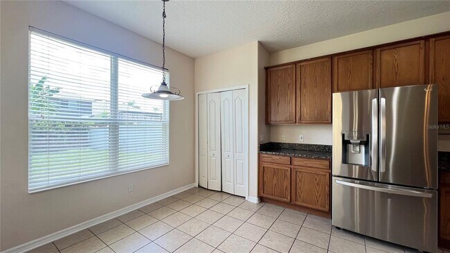 Building Photo - 806 Lost Grove Cir