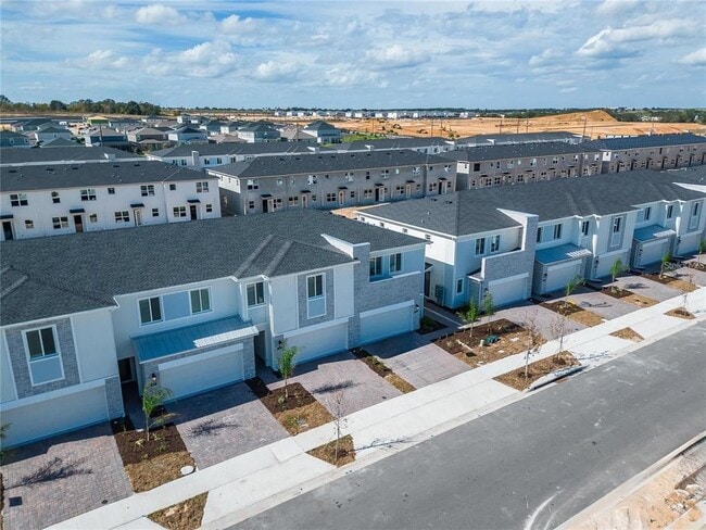 Building Photo - 392 Nine Iron Dr