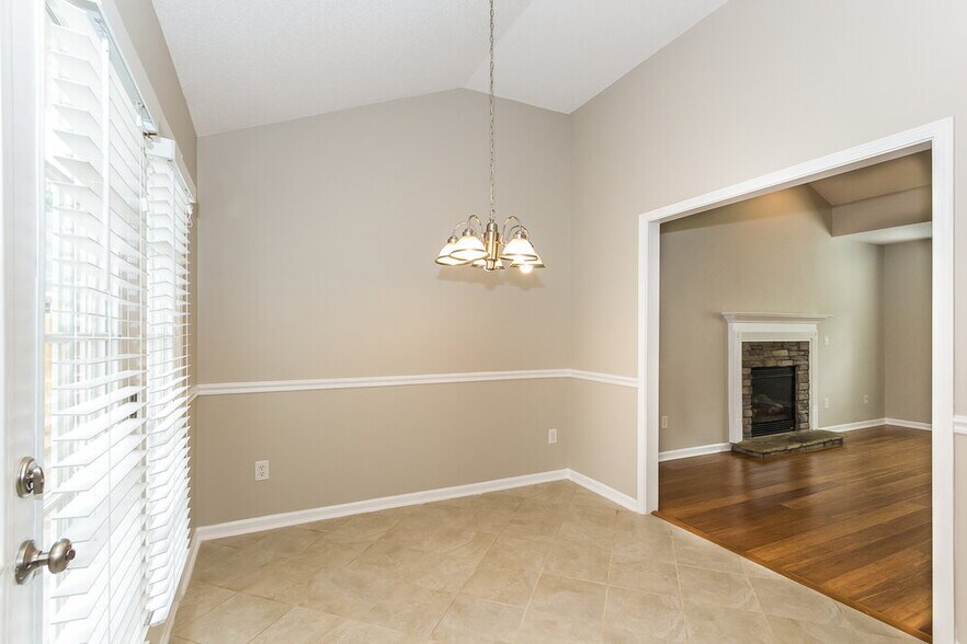Building Photo - 36 Belltree Cir