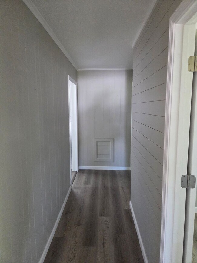 Building Photo - Cute 2 bed 1 bath home for rent.