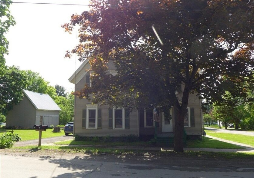 Building Photo - 36 Lisbon St