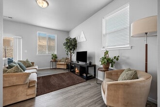 Building Photo - 5324 Remington Dr