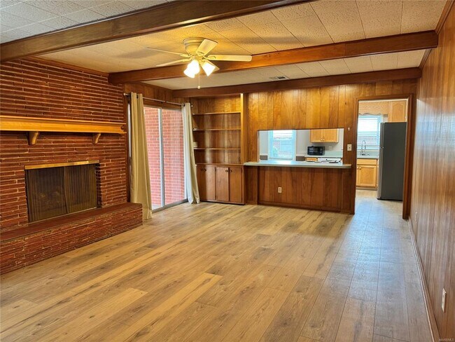 Building Photo - 2914 Sumter Ave