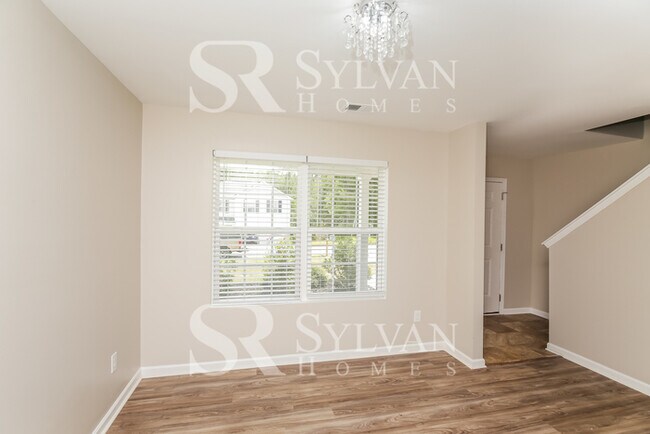 Building Photo - The Lifestyle You Deserve.