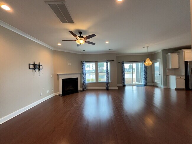 Building Photo - 292 Calm Water Way