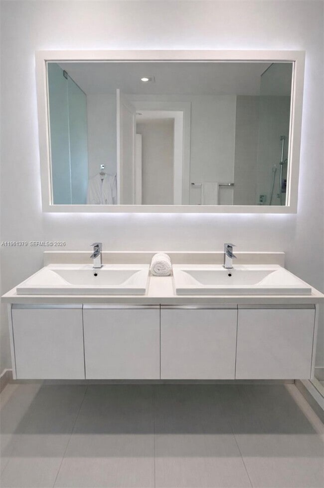 Building Photo - 6671 NW 105th Ave