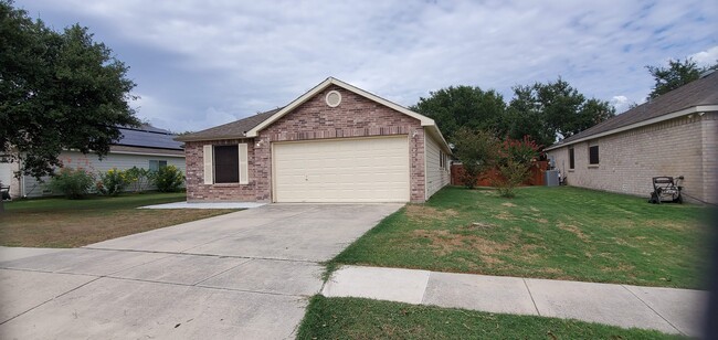 Primary Photo - 16206 Appaloosa Oak