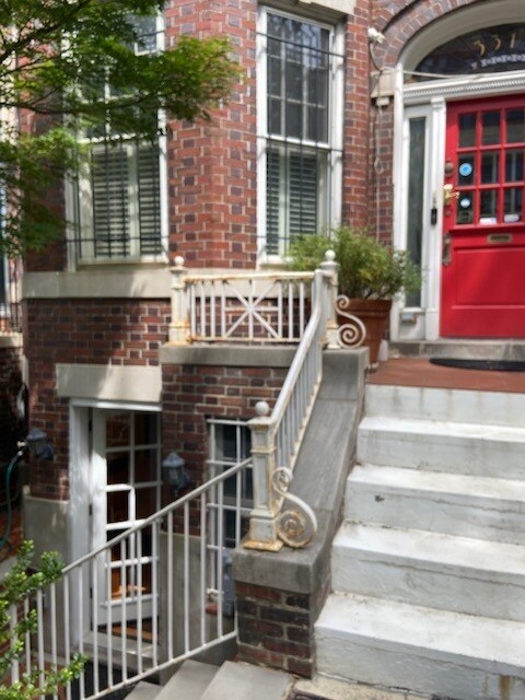 Building Photo - 3319 16th St NW