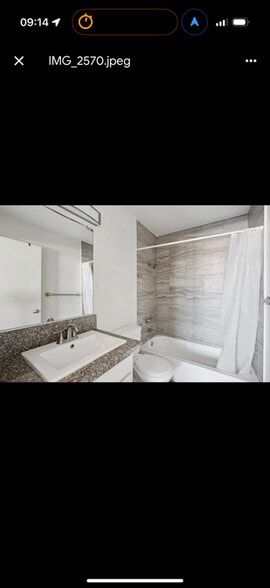 Building Photo - 120 Calle Amistad