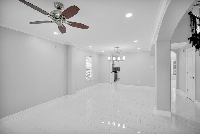 Building Photo - 405 Mystic Trail Loop
