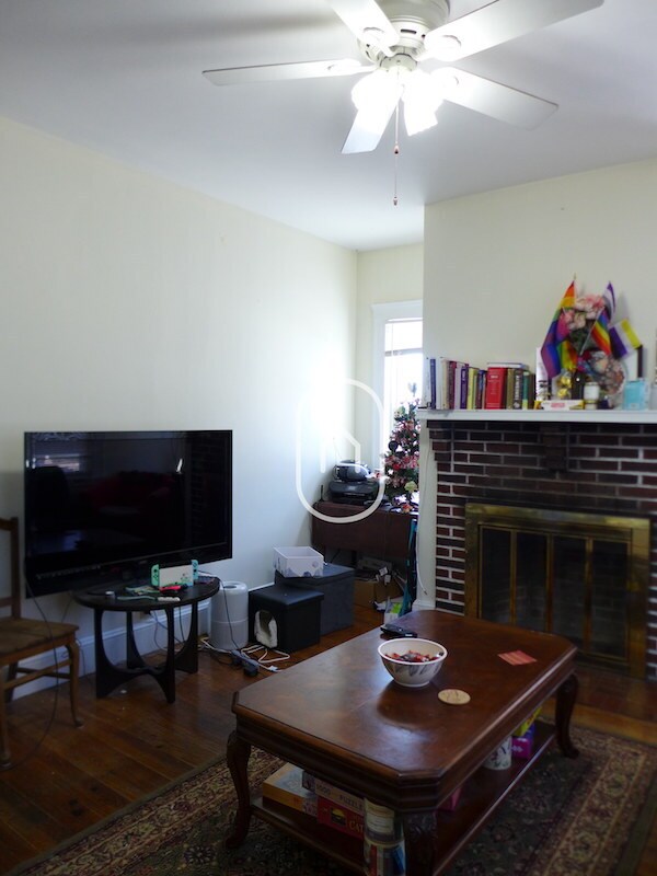 Building Photo - 5 Leamington Rd