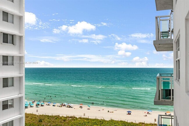 Building Photo - 6917 Collins Ave