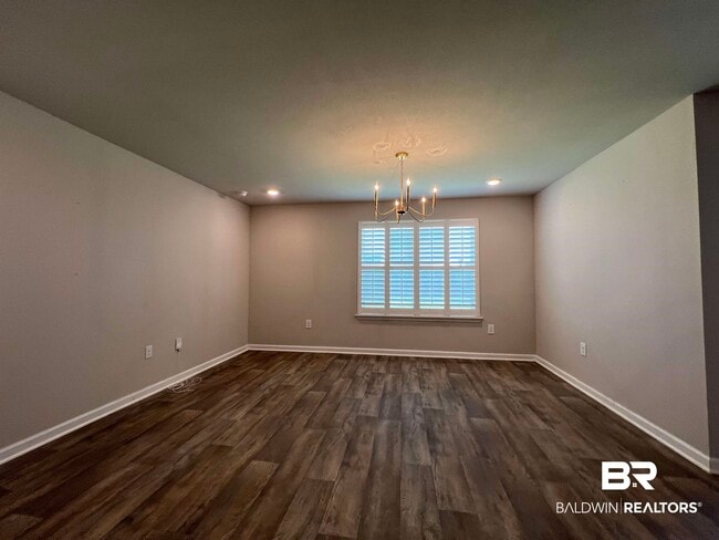 Building Photo - 23904 Songbird Dr