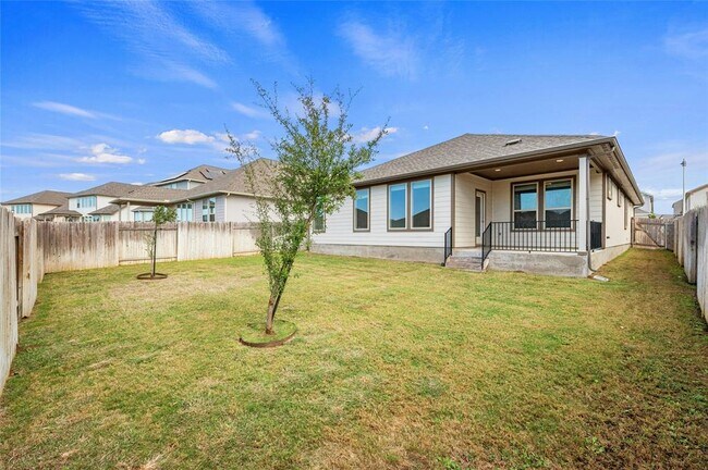 Building Photo - 116 Birkshire Dr