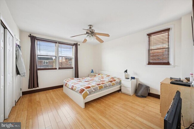 Building Photo - 1813 Bergen St