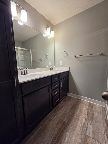 Building Photo - 11548 Woodside Dr