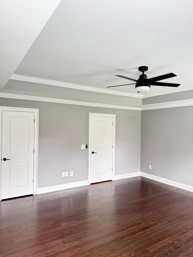 Building Photo - Beautiful Home in The Estates Neighborhood!
