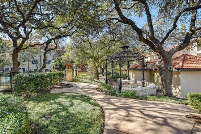 Building Photo - 9525 N Capital of Texas Hwy