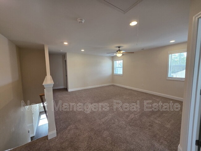 Building Photo - 2418 Cedar Rdg Ct