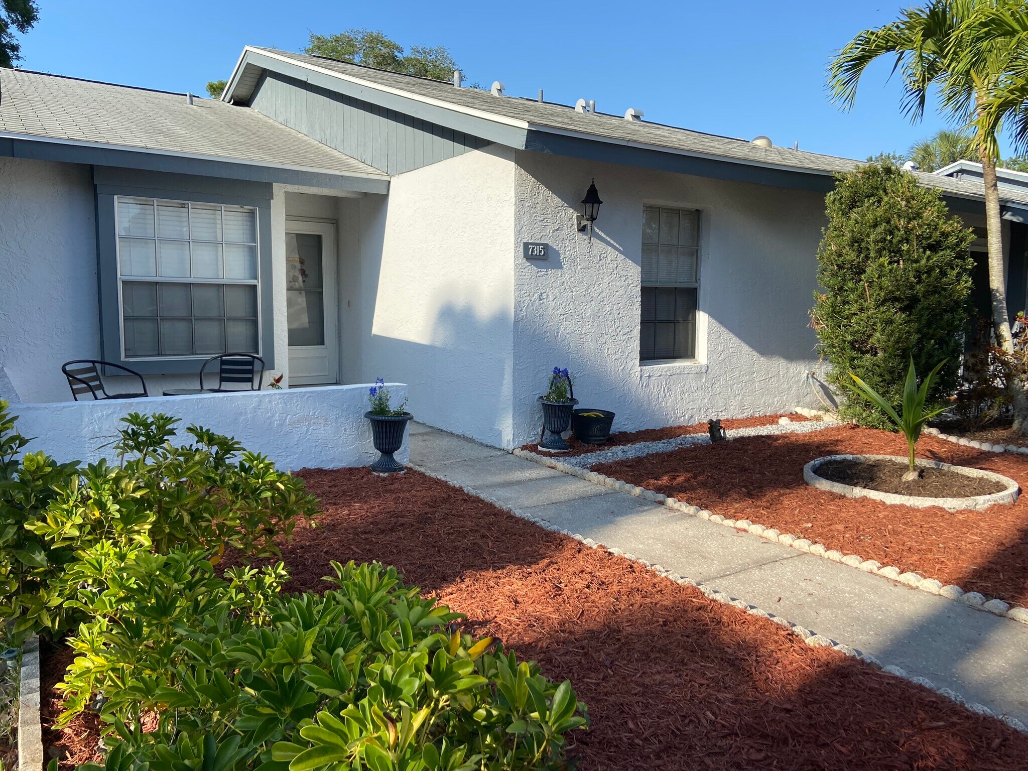 Building Photo - 7315 Parkside Villas Dr
