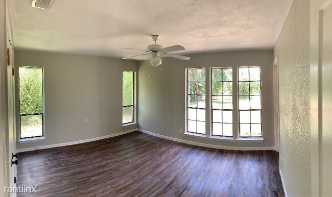 Building Photo - 3 br, 2 bath House - 204 Blessing Ranch Rd