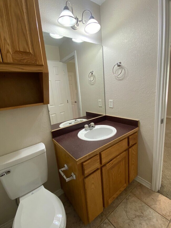 Building Photo - 160 Satch Dr