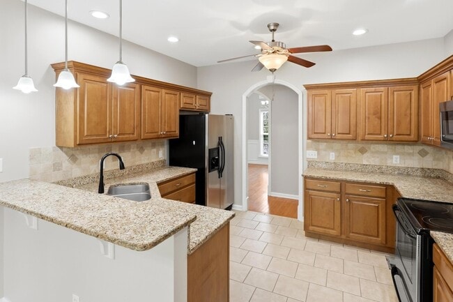Building Photo - 9186 Belleau Ridge Dr
