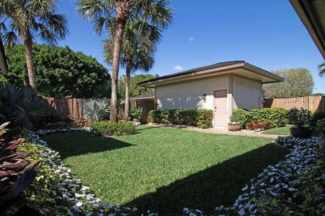 Building Photo - 2156 Wightman Dr