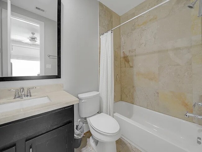 Building Photo - 1814 Thompson St