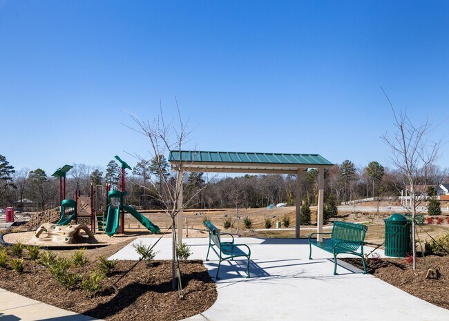 Building Photo - BEAUTIFUL 3 Bedroom Townhome minutes from I-85 -Concord Lakes AVAILABLE NOW