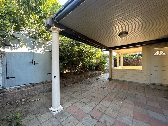 Primary Photo - 3 Bedrooms home for leasing in Rancho Cuca...