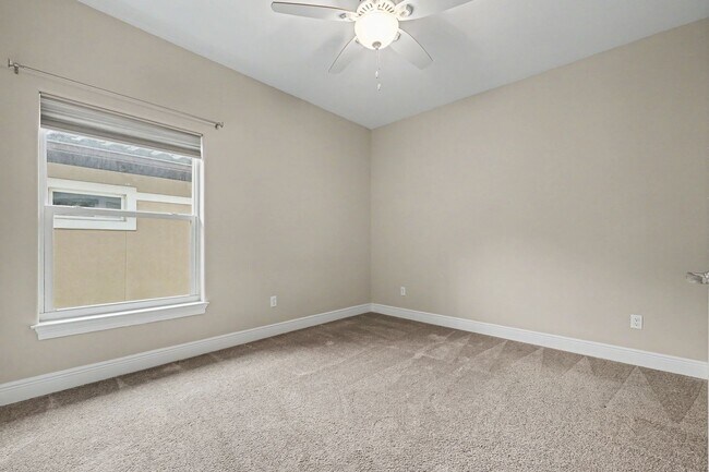Building Photo - Waterfront Community Living in Soundview Landing with Private Boat Slip!