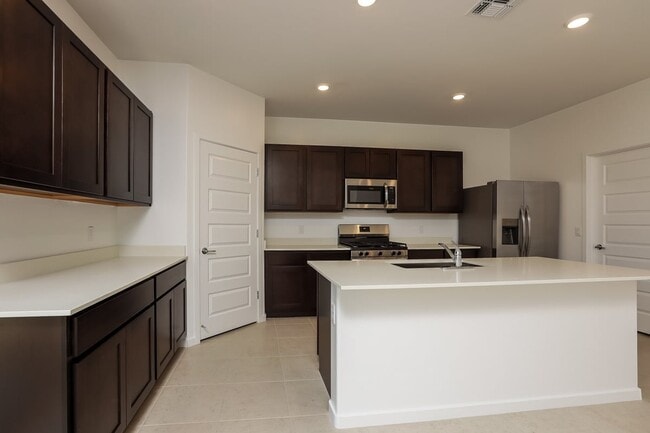 Building Photo - 7062 W Indian Clover Way