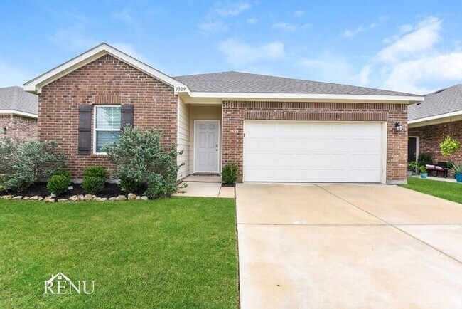 Primary Photo - 1309 Escondido Dr