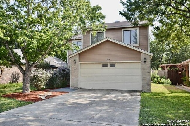 Building Photo - 3014 Wood Cir