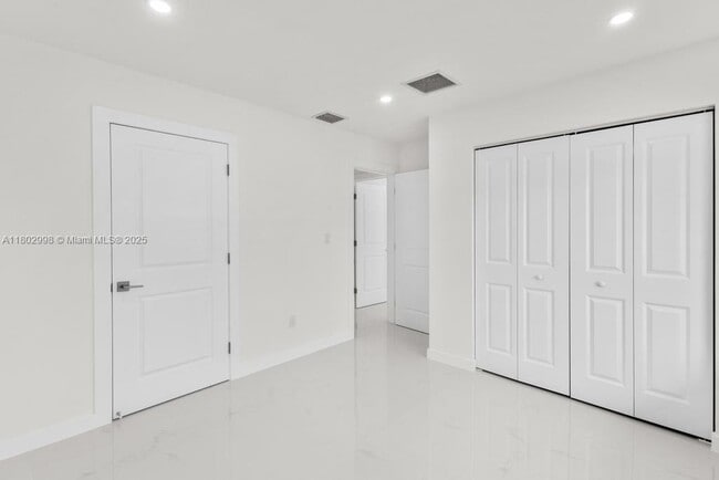 Building Photo - 4001 NW 187th Terrace
