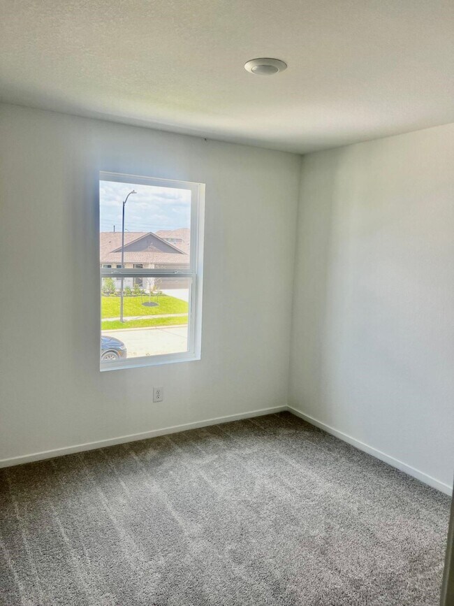 Building Photo - 29023 Great Flatland Trl